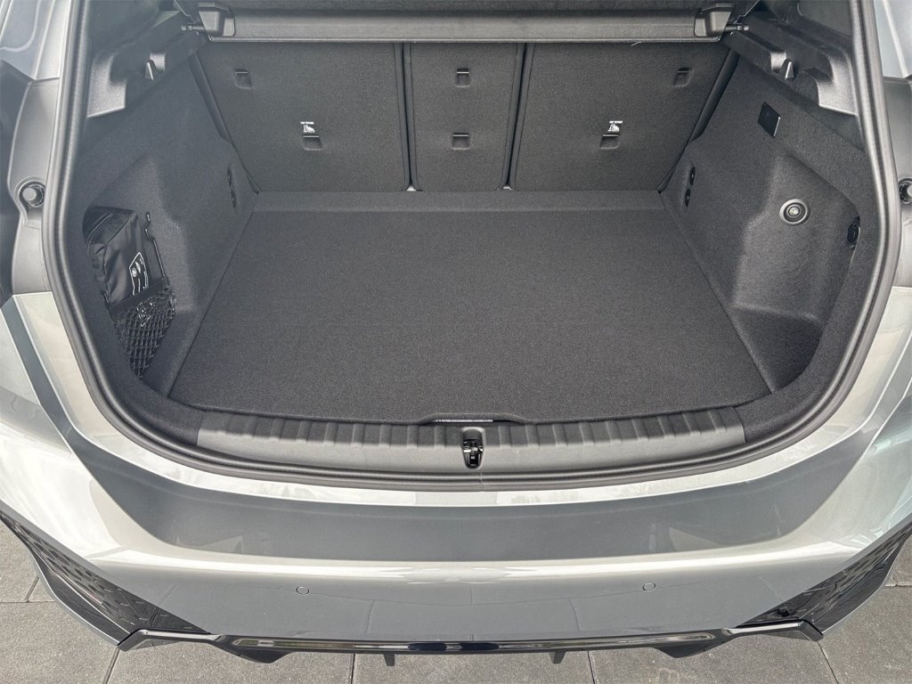 vehicle-2898186-11-3