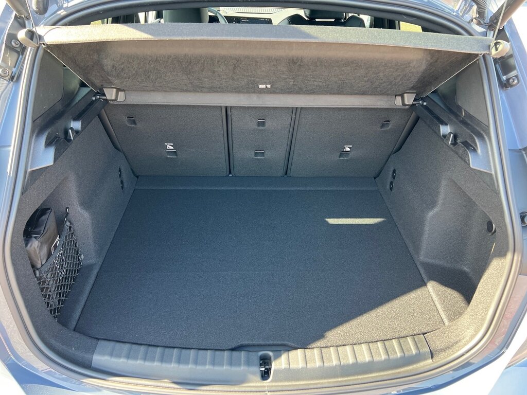 vehicle-2912727-11-3