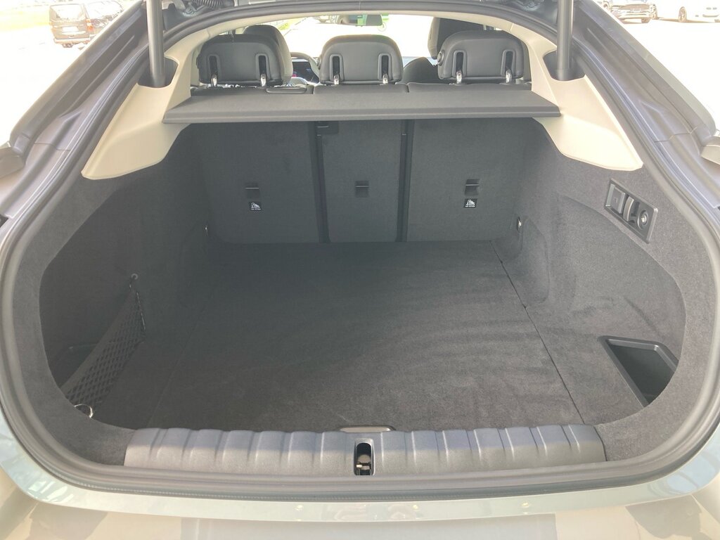 vehicle-2917862-10-3