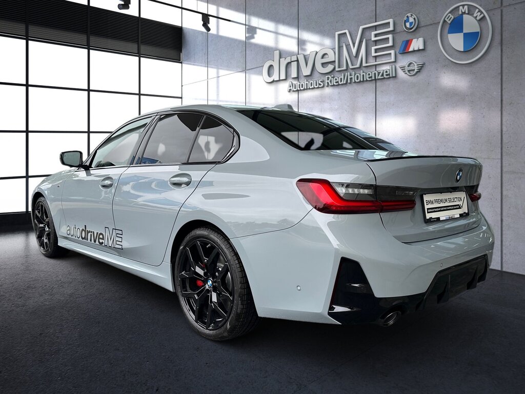 vehicle-2949128-10-3