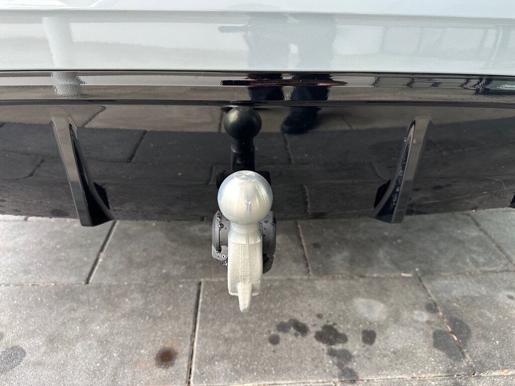 vehicle-2949128-12-3