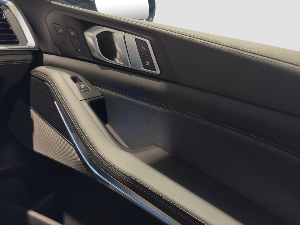 vehicle-2965602-16-3