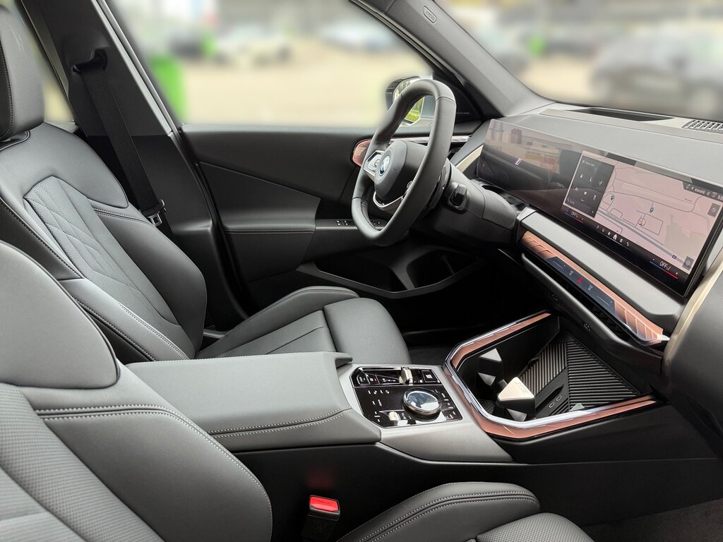 vehicle-2976213-14-3