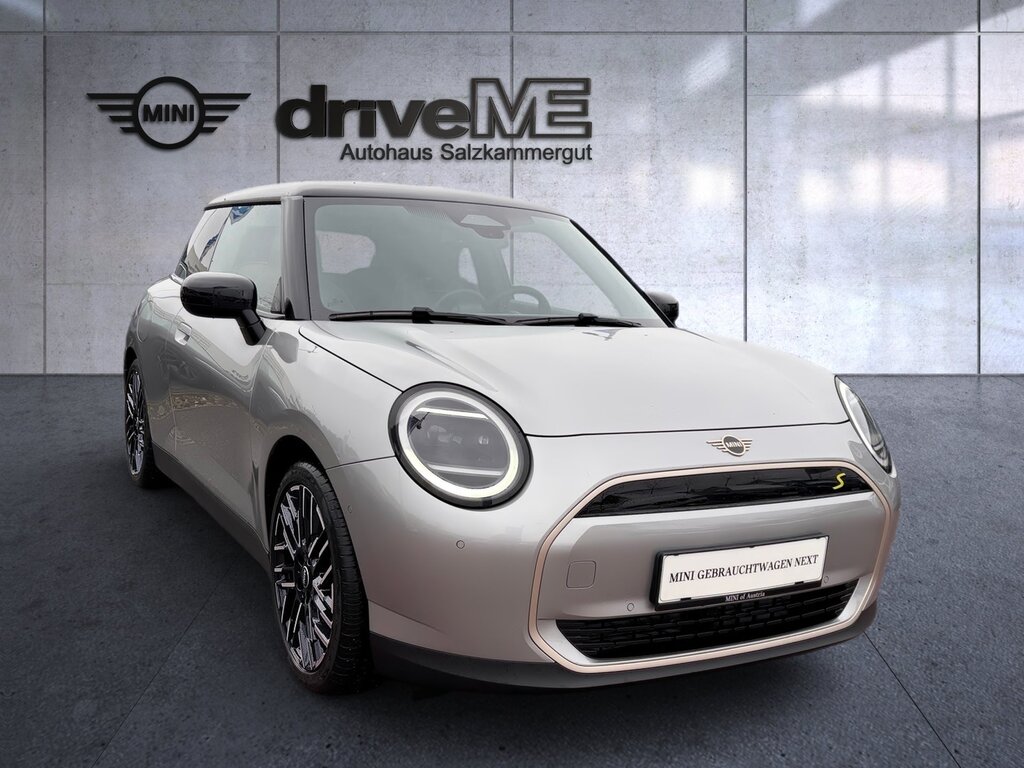 vehicle-2984898-14-3