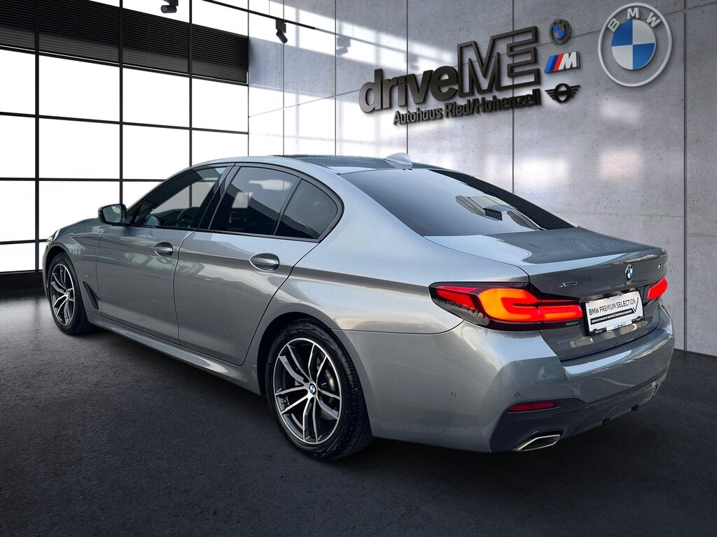 vehicle-2996048-10-3