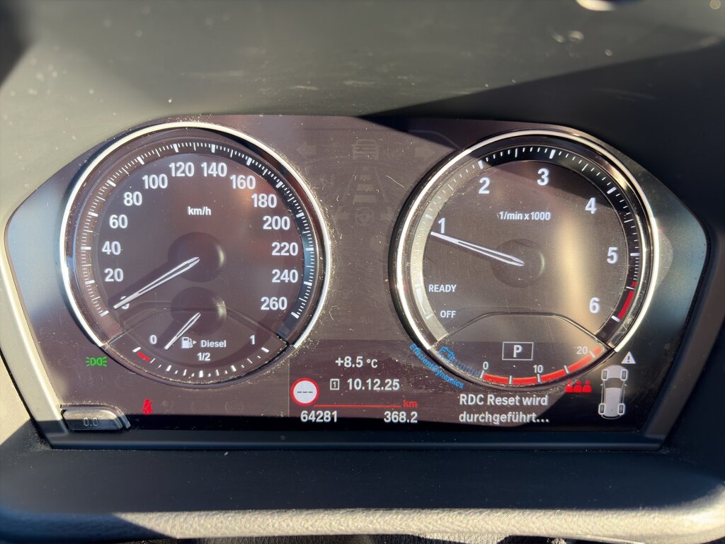 vehicle-3002485-10-3