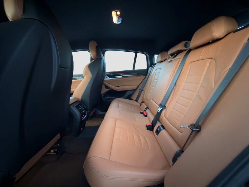 vehicle-3014729-11-3