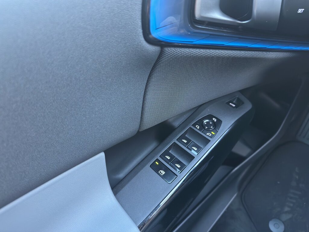 vehicle-3016023-11-3