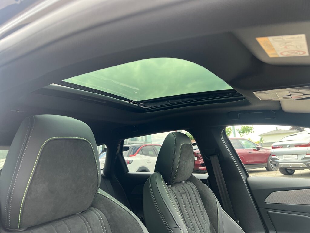 vehicle-3016840-13-3