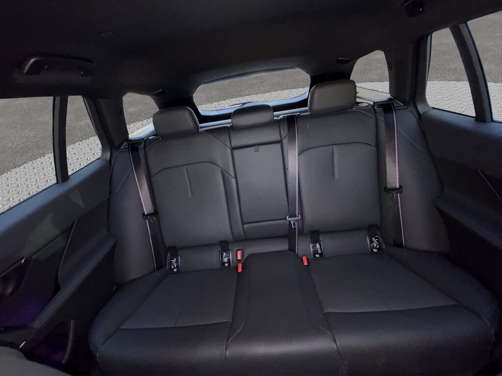 vehicle-3019373-12-3