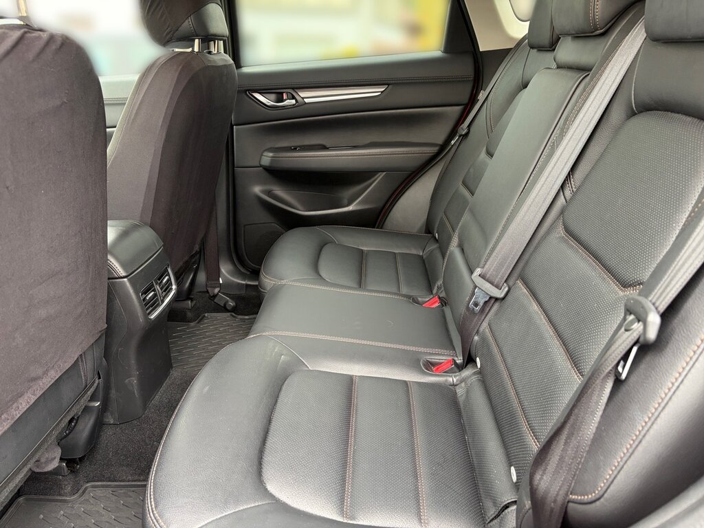 vehicle-3022198-10-3