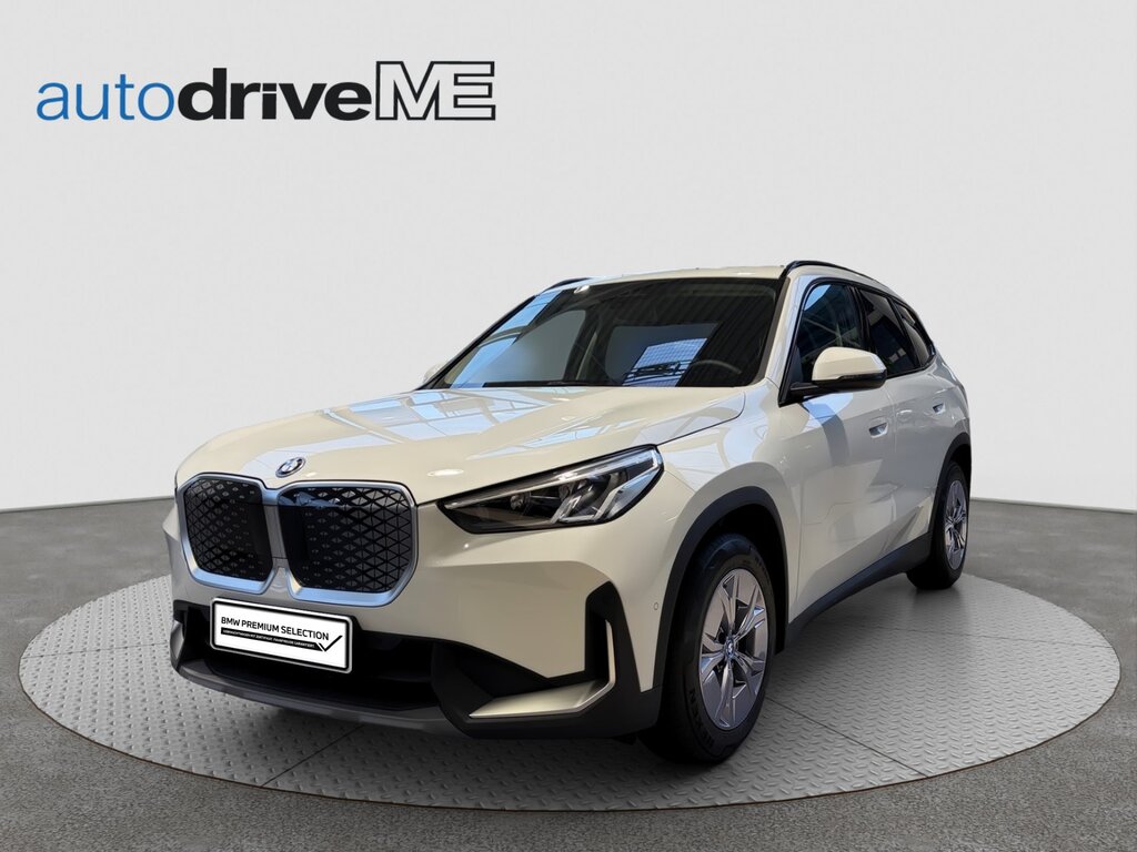BMW iX1 xDrive30