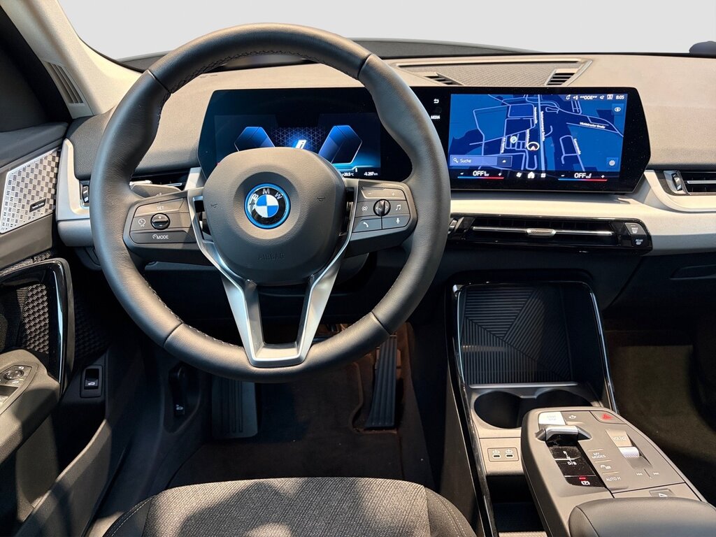vehicle-2887608-6