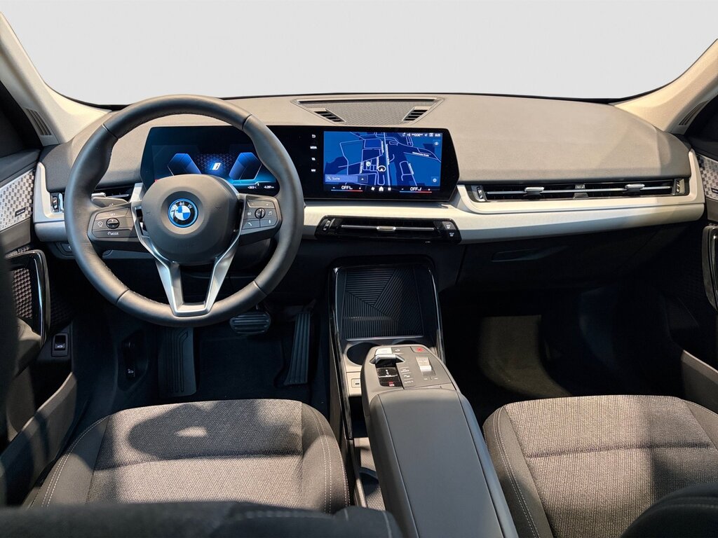 vehicle-2887608-8