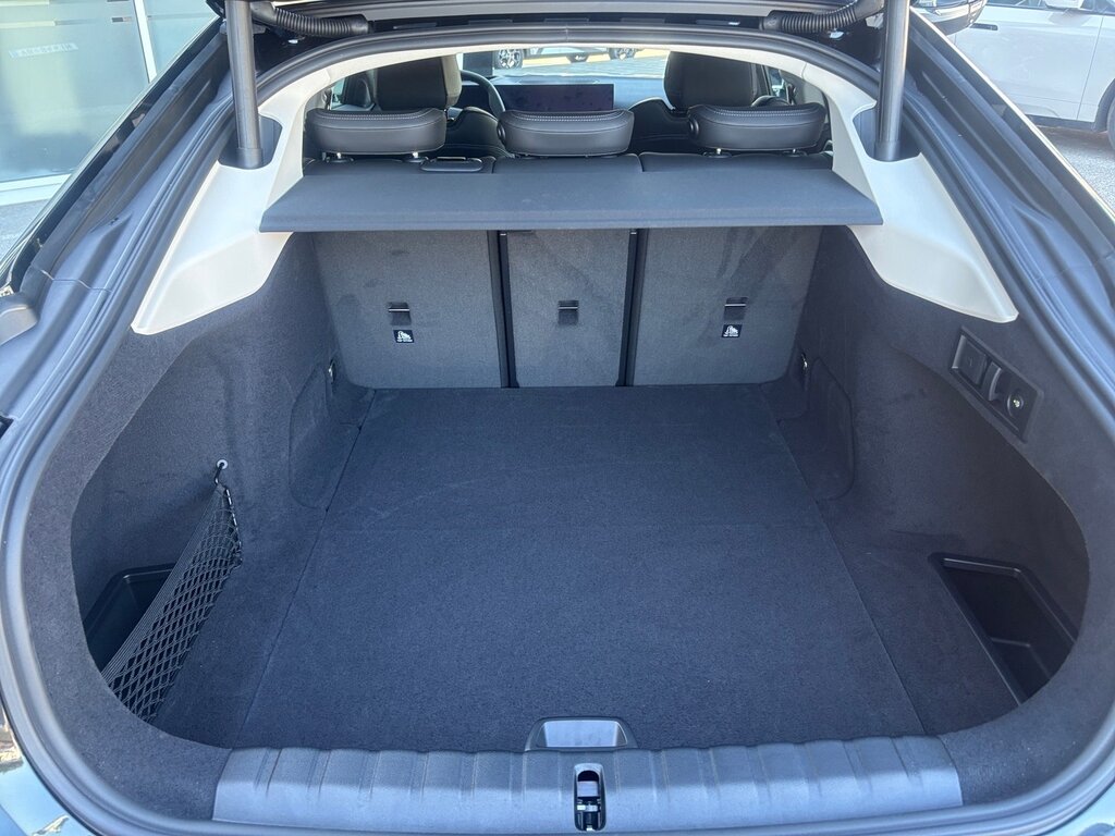 vehicle-2924080-10