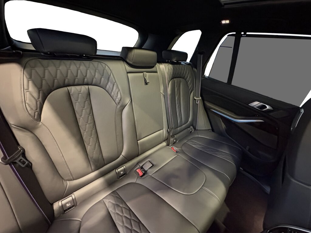 vehicle-2965602-18
