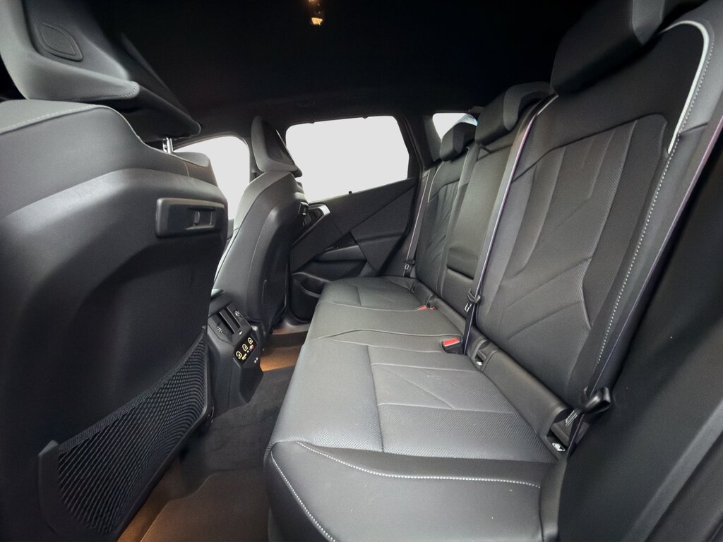 vehicle-2972830-16