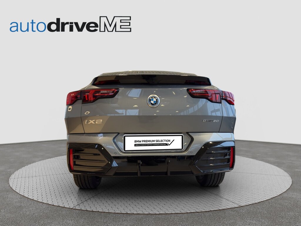 vehicle-2997392-3
