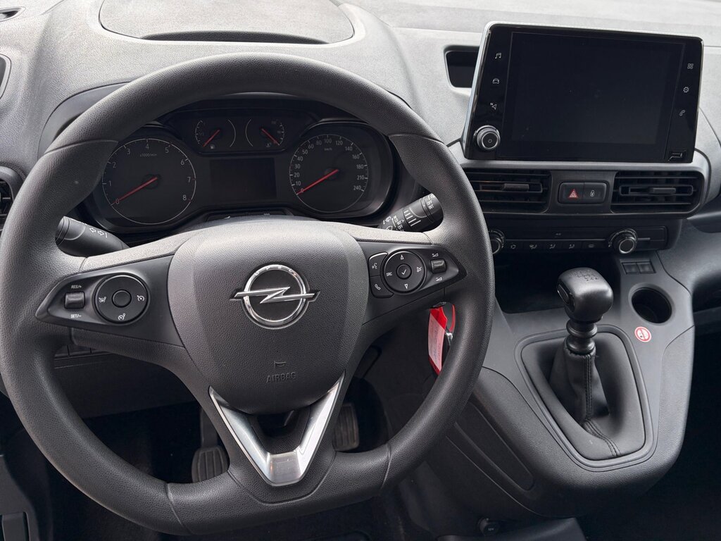 vehicle-3000140-6