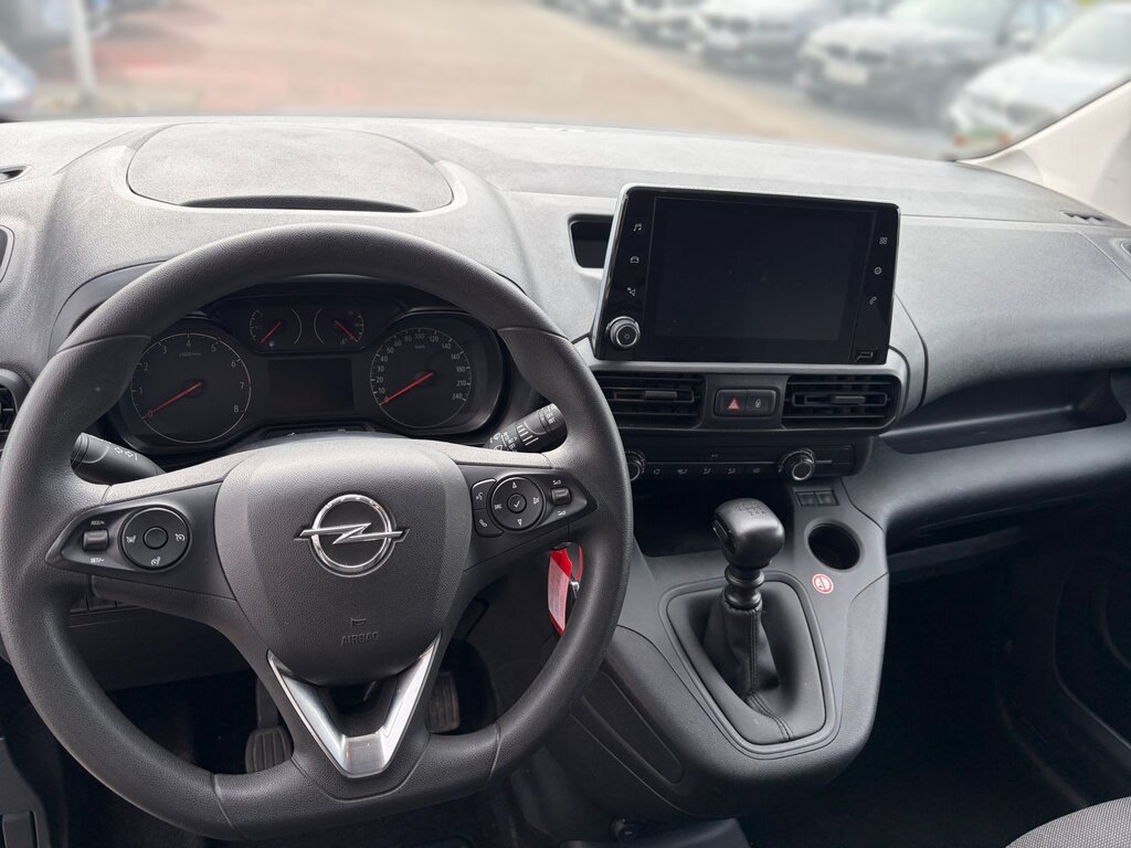 vehicle-3000140-7