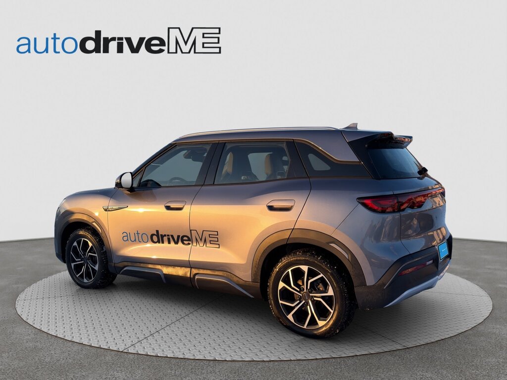 vehicle-3004734-3