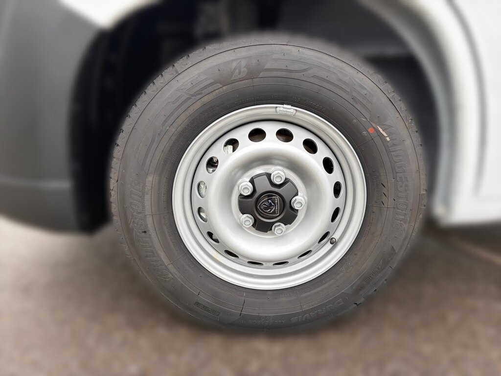 vehicle-3005872-3