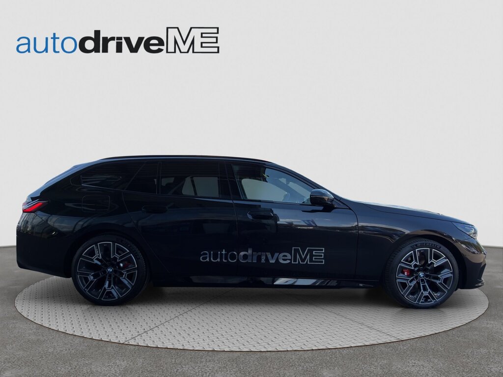 vehicle-3007243-6
