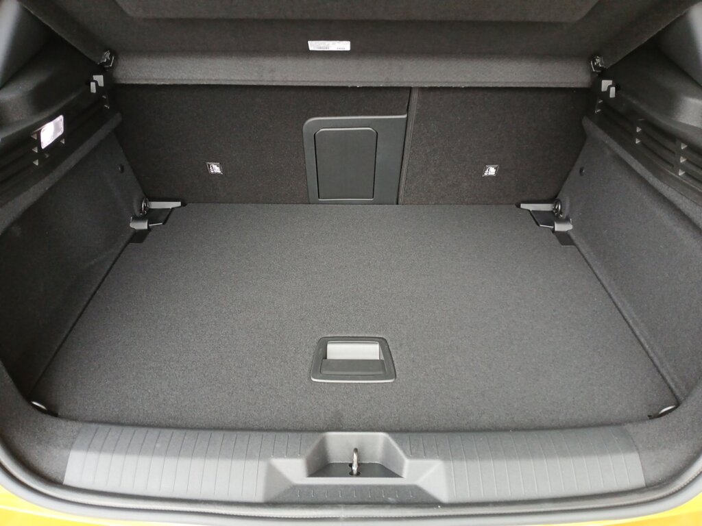 vehicle-3008128-8