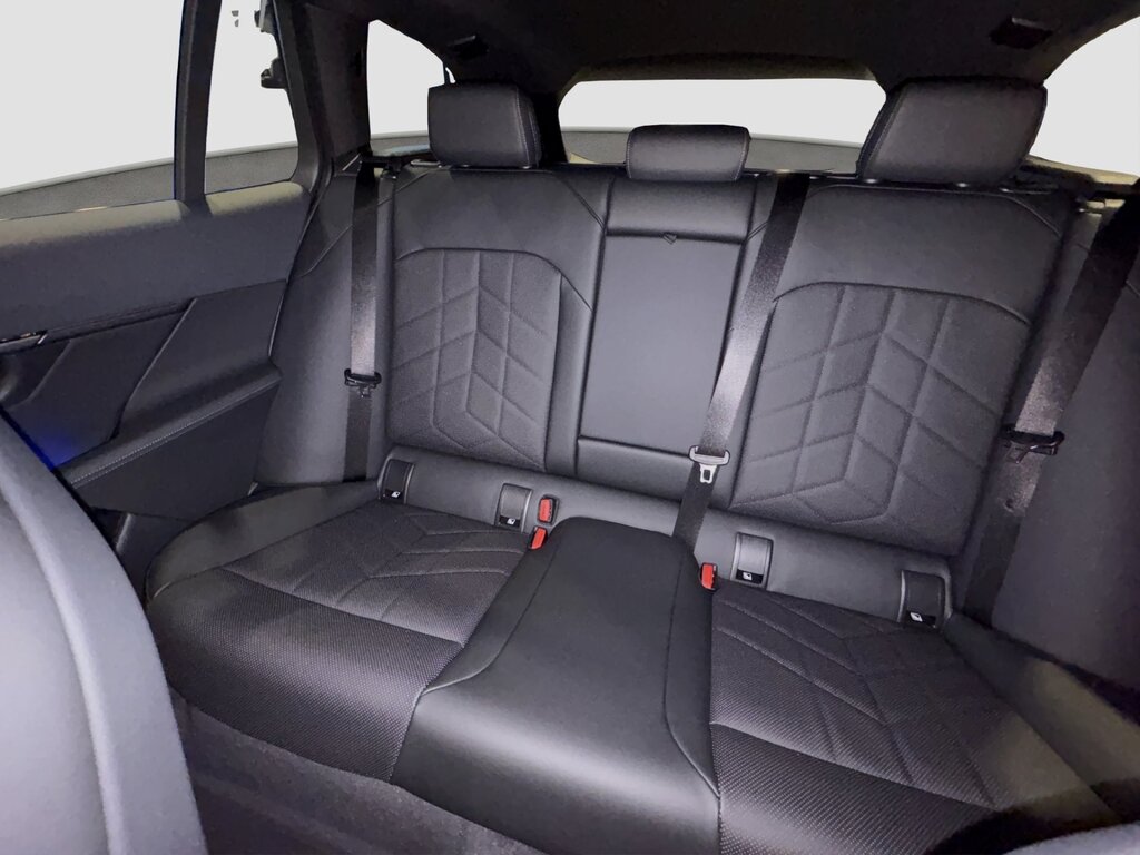 vehicle-3015986-8