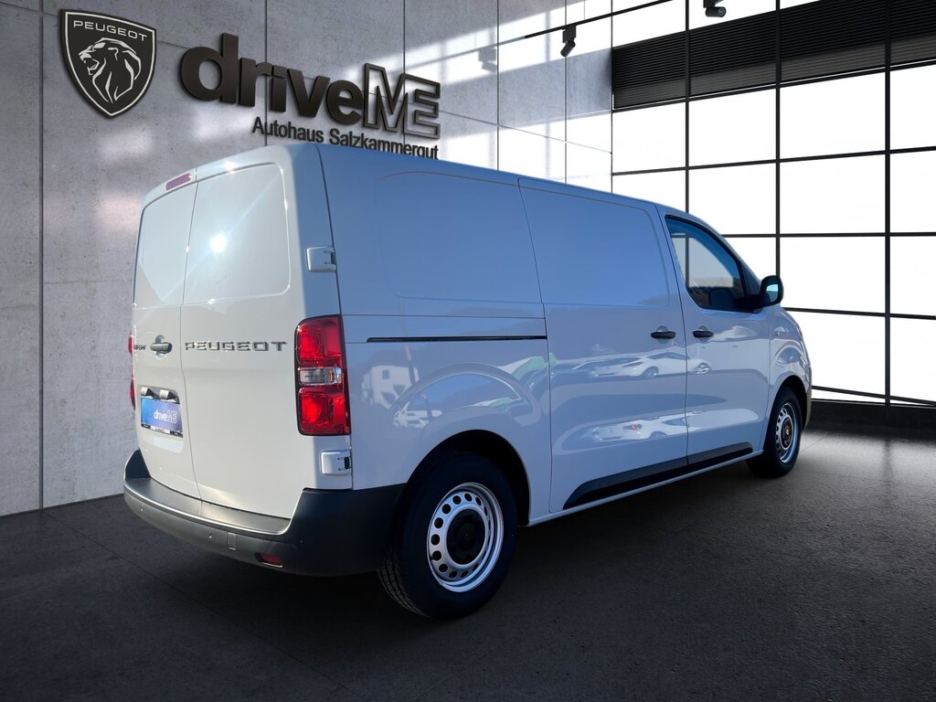 vehicle-3016836-10