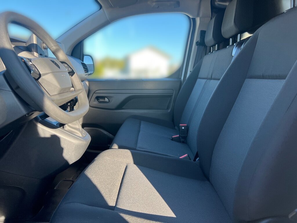 vehicle-3016836-6