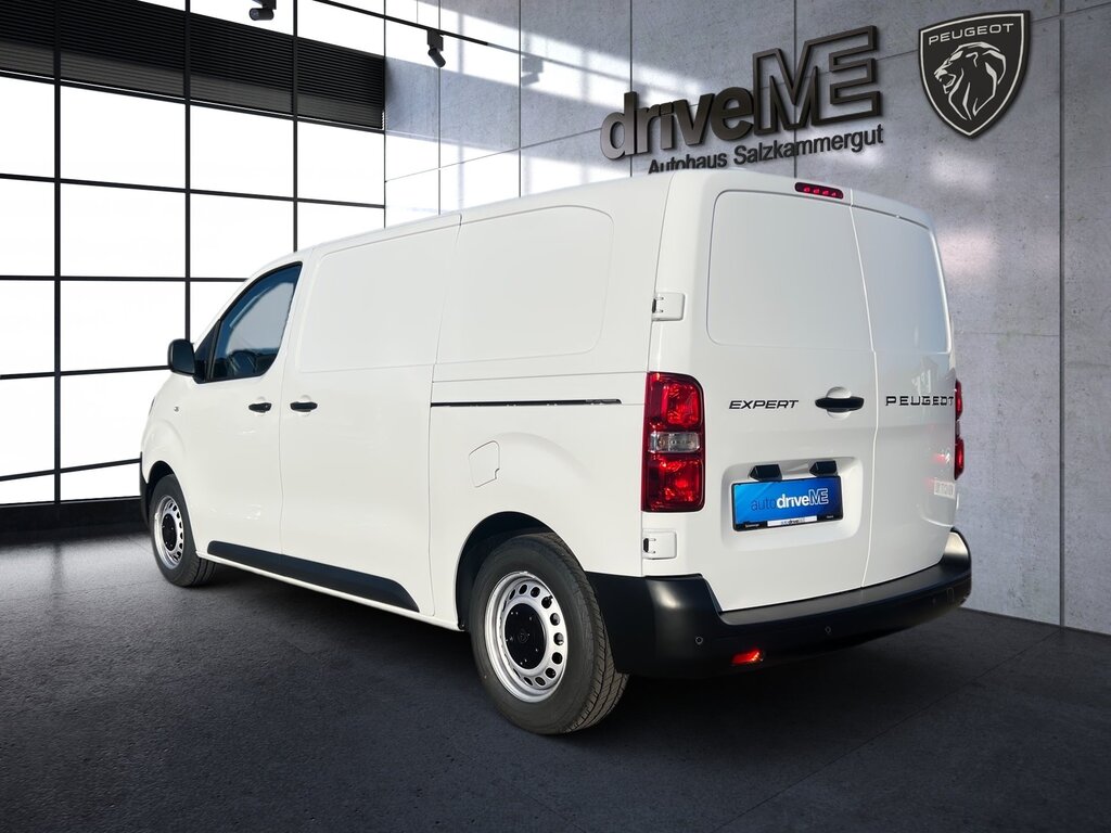 vehicle-3016836-8