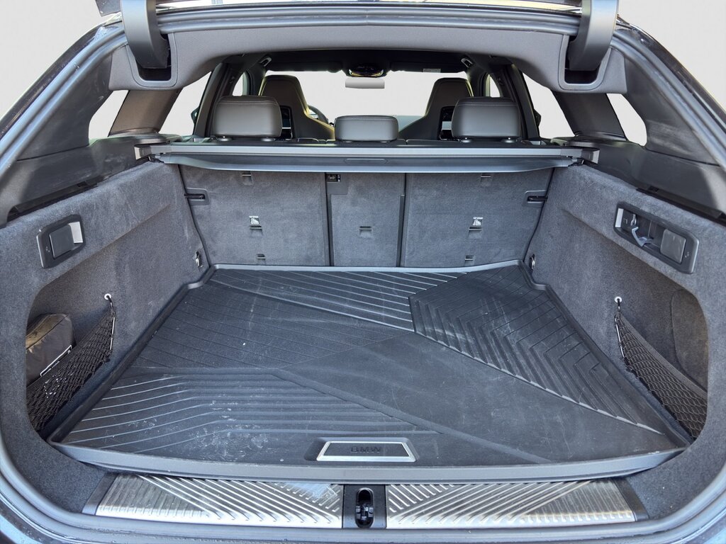 vehicle-3019373-16