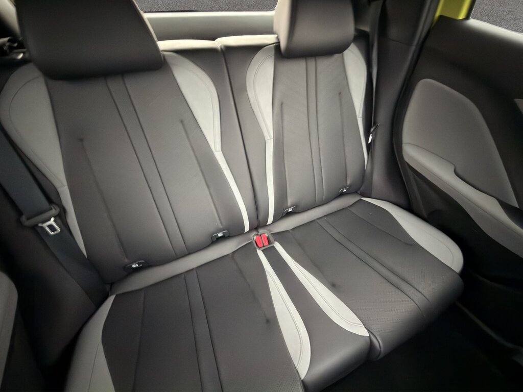 vehicle-3033552-15