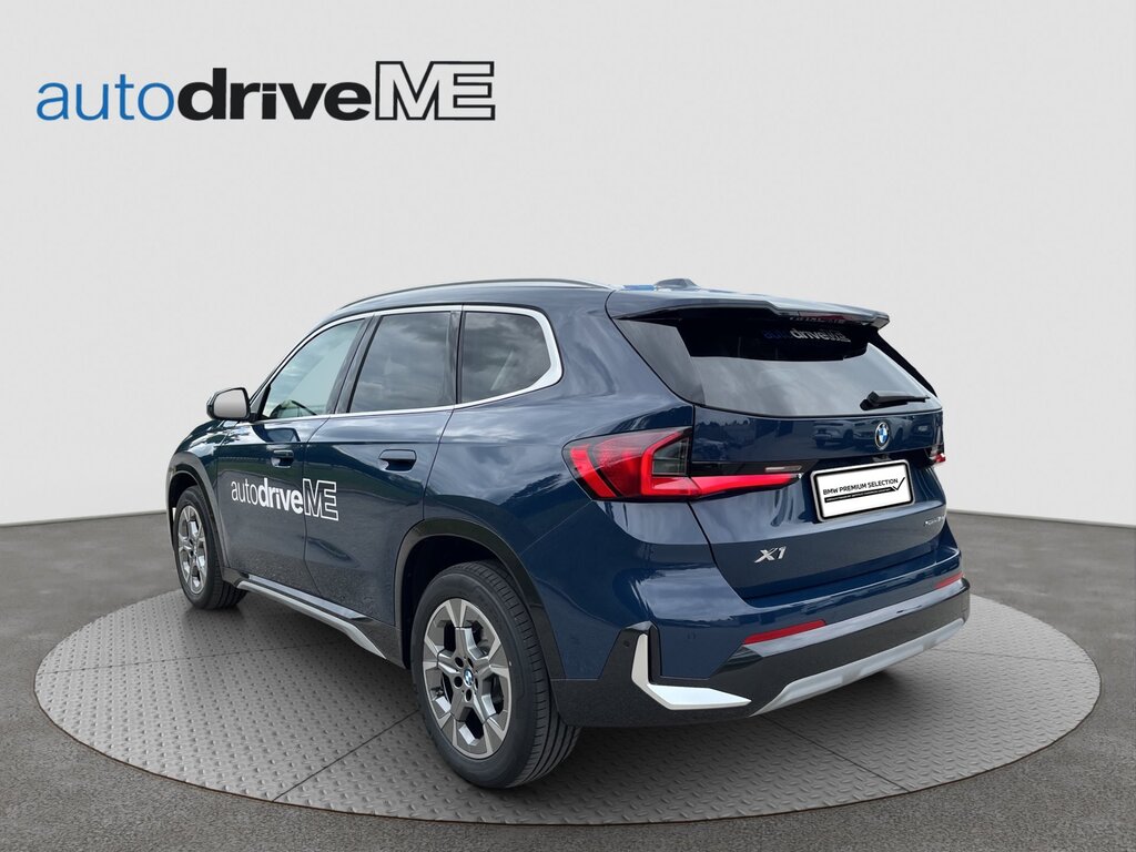 vehicle-3093617-3